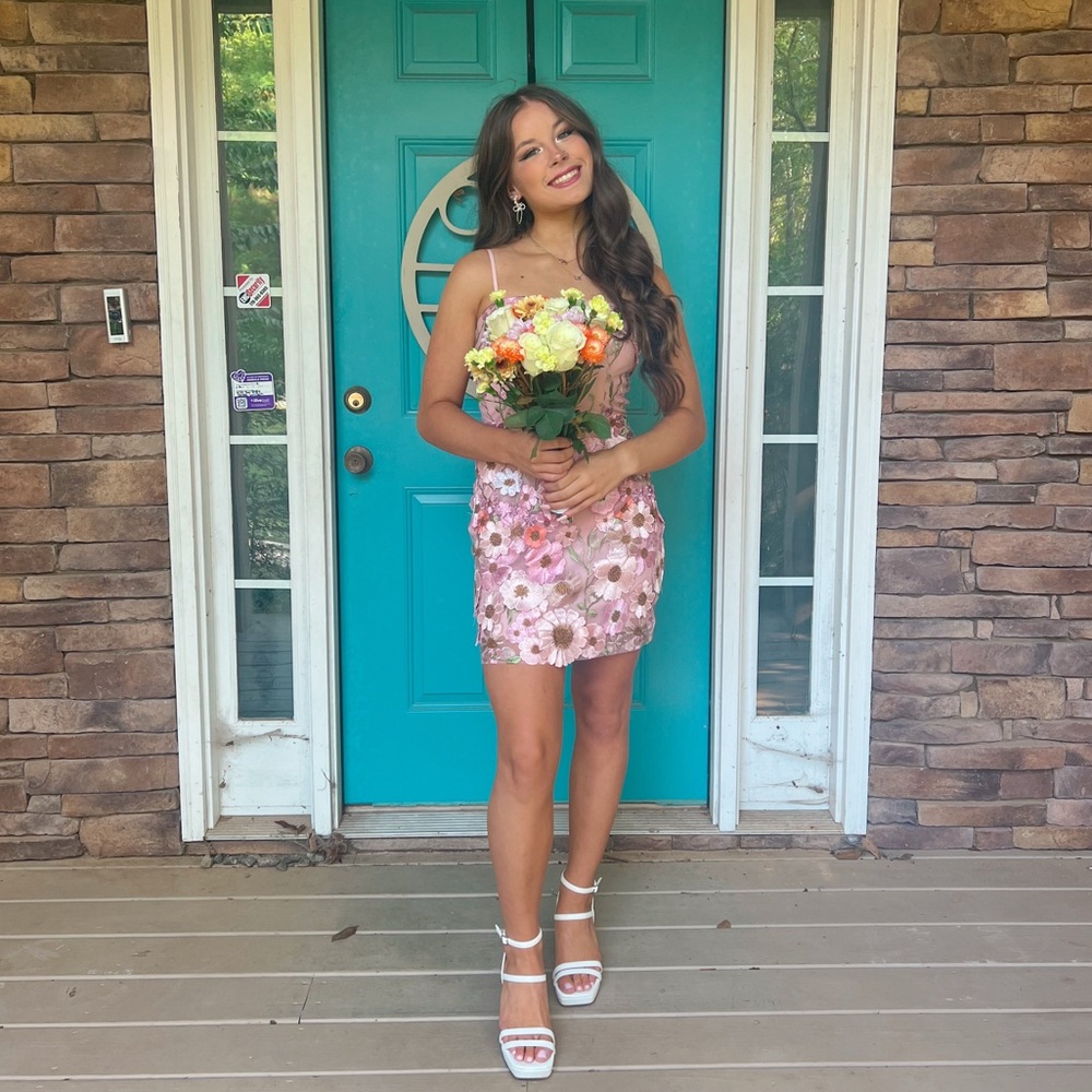 Meet your Posher, Emma